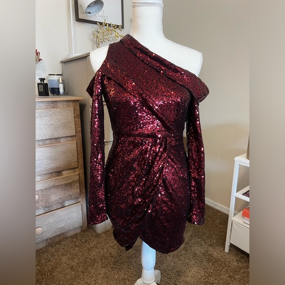 One Shoulder Sequin Formal Dress - Picture 1 of 6